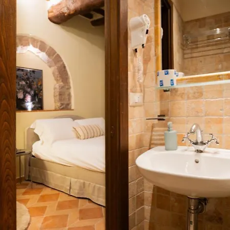 Calende Di Maggio 2 Minutes From Parking & Basilica * Assisi